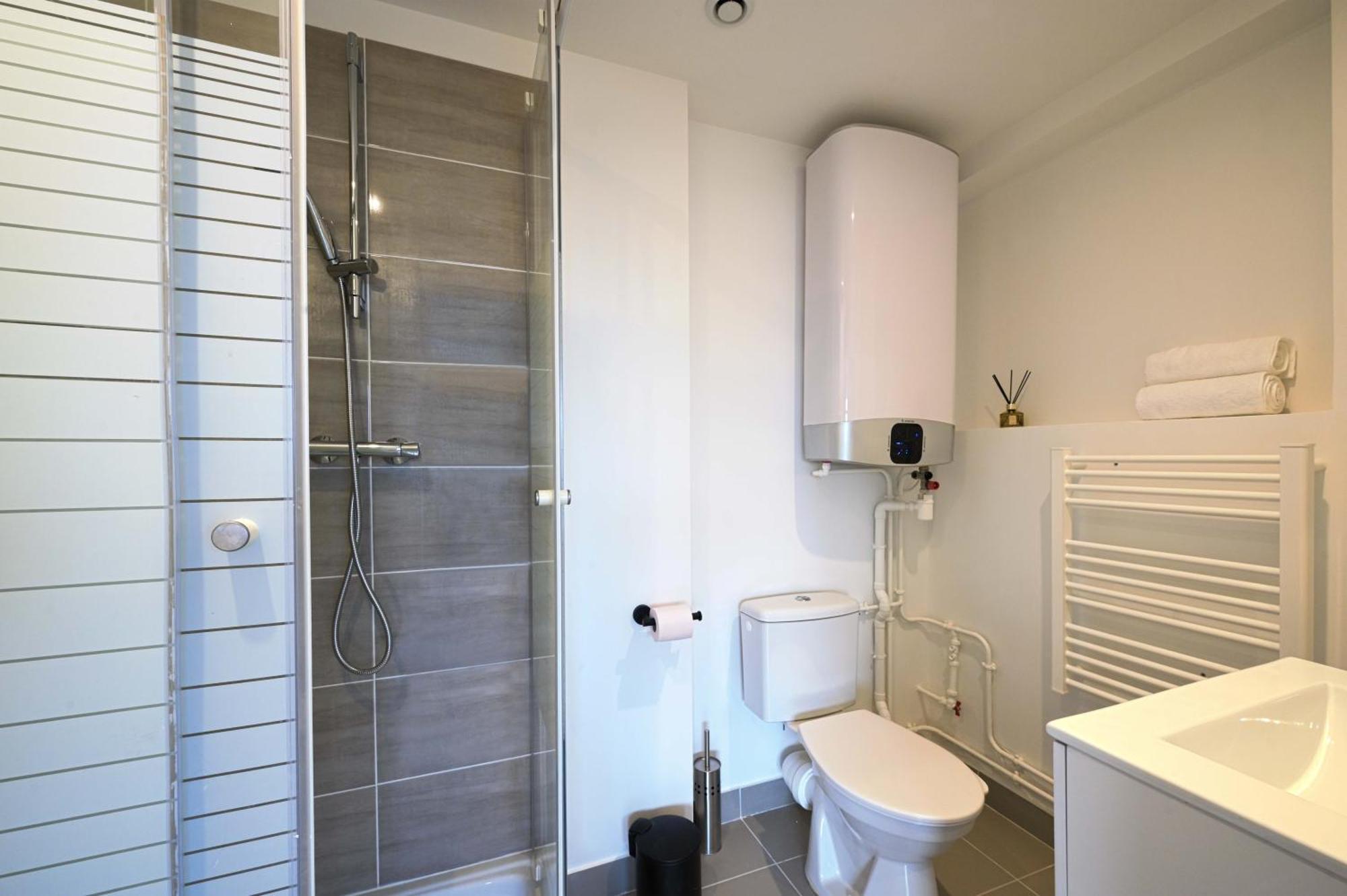 Saint-Maur-des-Fossés Modern Bright Apartment In Appart'Hotel المظهر الخارجي الصورة